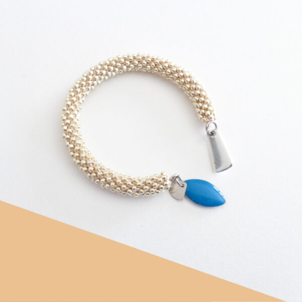 Bracciale rigido alluminio chiaro con ciondoli, "Summer Slim"