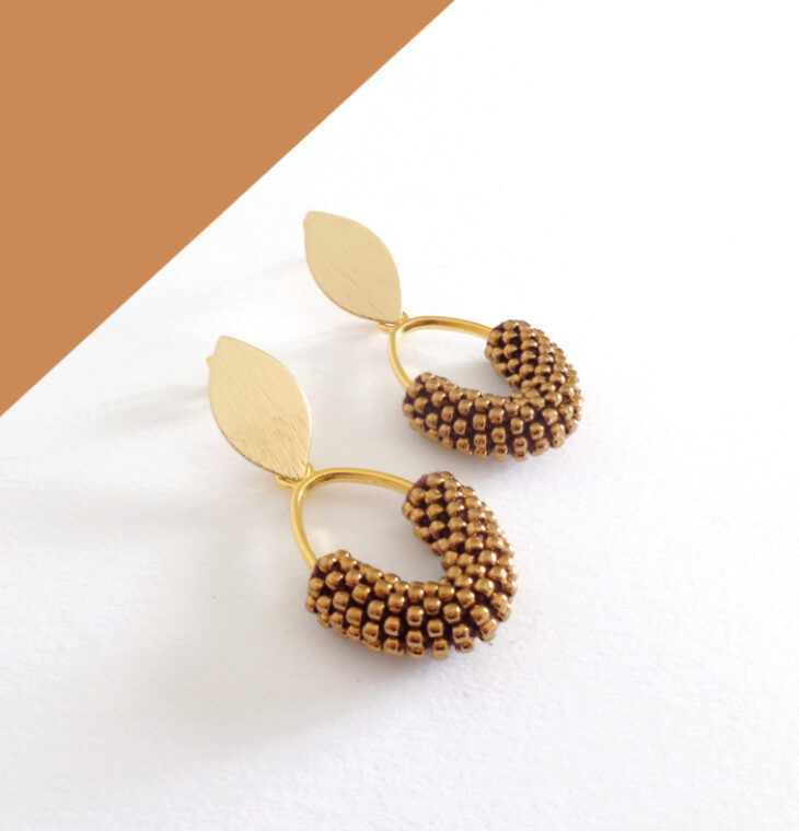 Orecchini pendenti color bronzo Modello PETALI