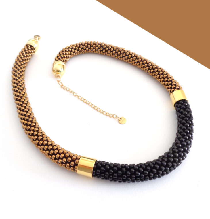 Collana bicolore di alta bigiotteria bronzo e nero modello Virtù Nascoste