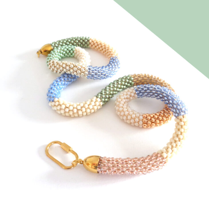 Collana colori Estate, Modello Simply Stripes, Media Lunghezza