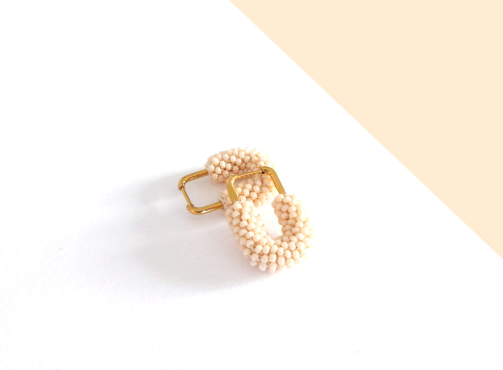 Orecchini rettangolari beige, sQuare